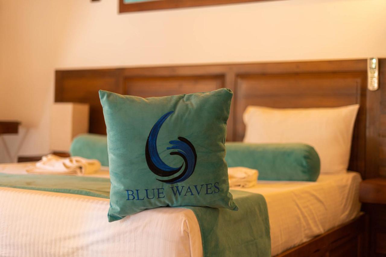 Blue Waves Kite Surfing Beach Resort คัลพิทิยา ภายนอก รูปภาพ